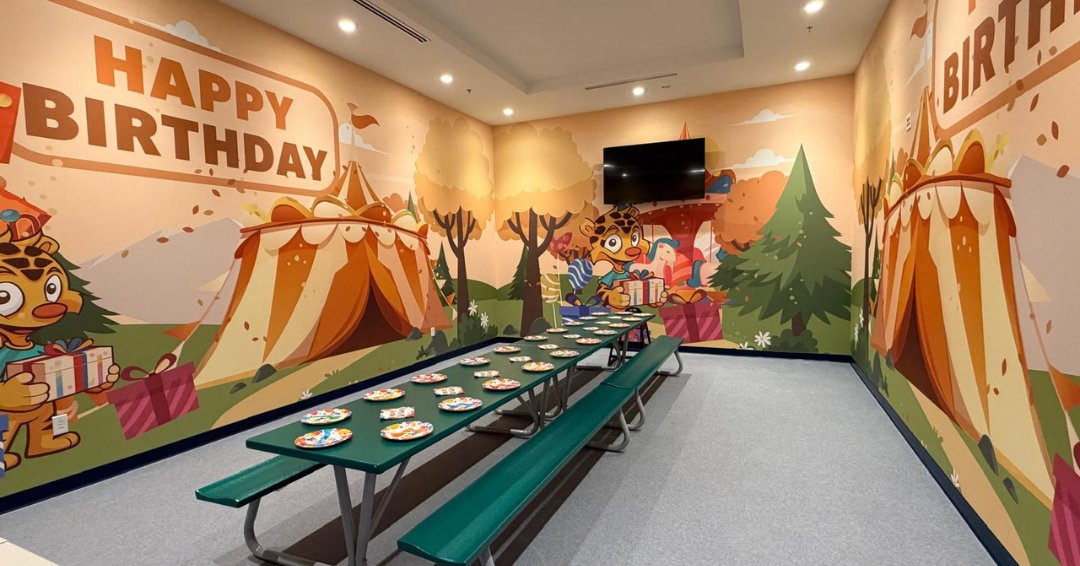 Circus-themed private party room set for a toddler birthday party at Hyper Kidz Richmond